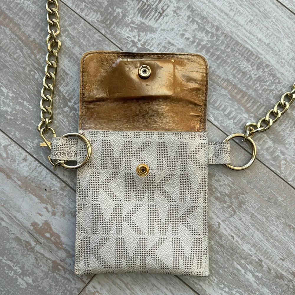 Michael Kors Mini Belt‎ Bag Cream - Picture 5 of 9